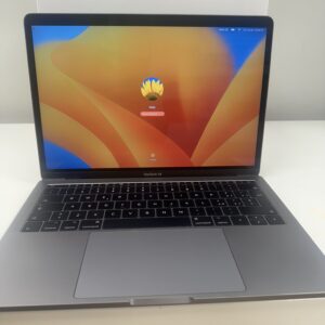 MacBook Pro 13" 2018, 2.3Ghz, 8GB, 128GB